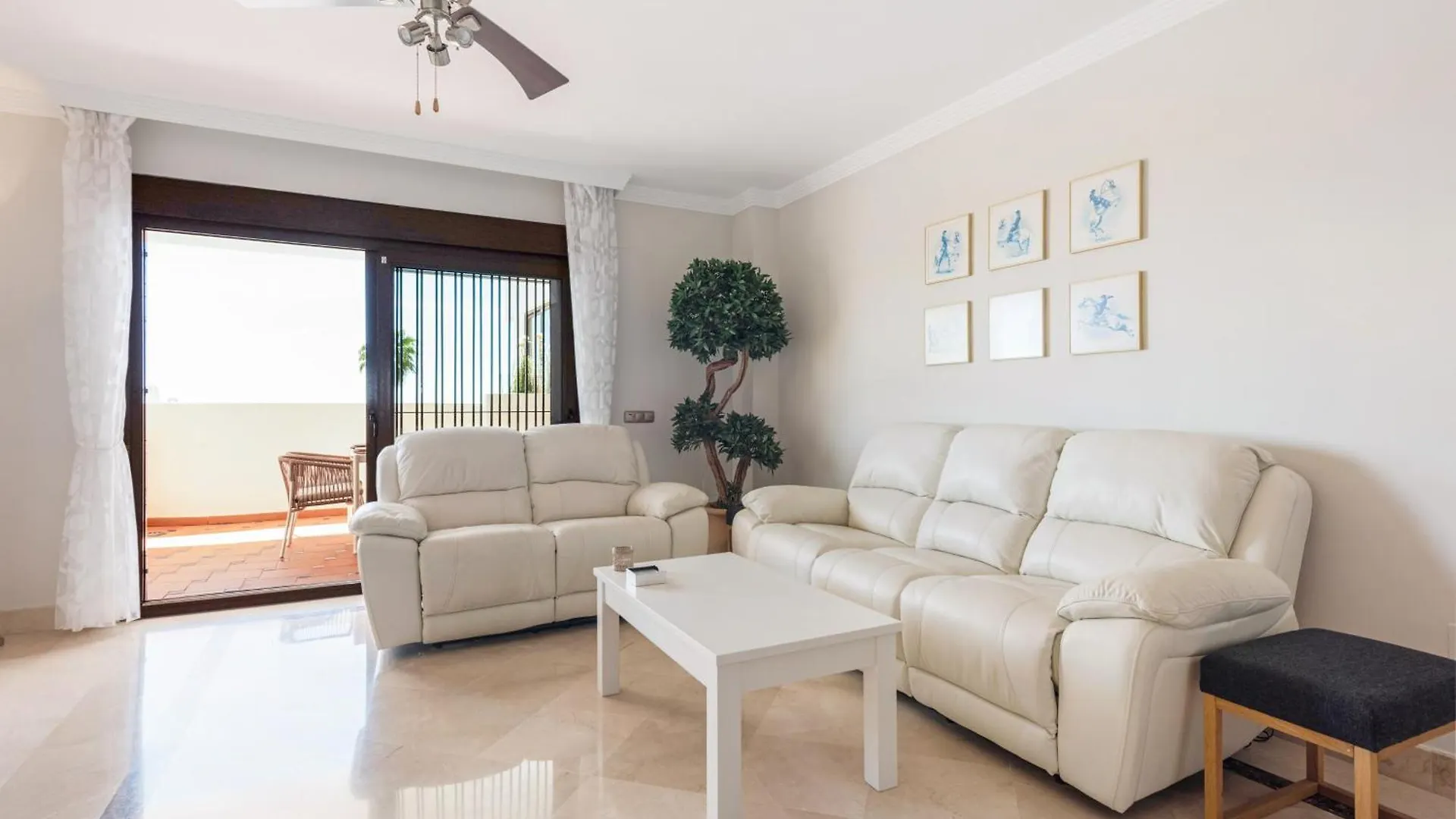 Incredible Apartment With Sea Views And Balcony Mijas 0*,  Spain