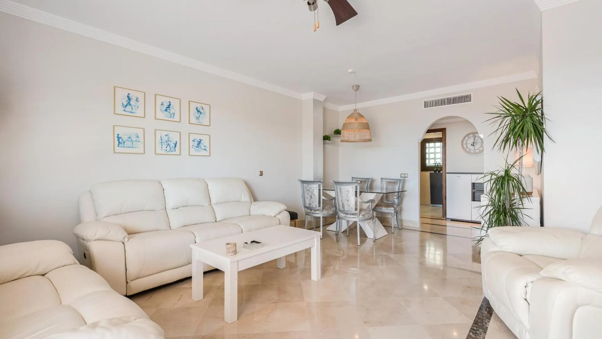 Incredible Apartment With Sea Views And Balcony Mijas