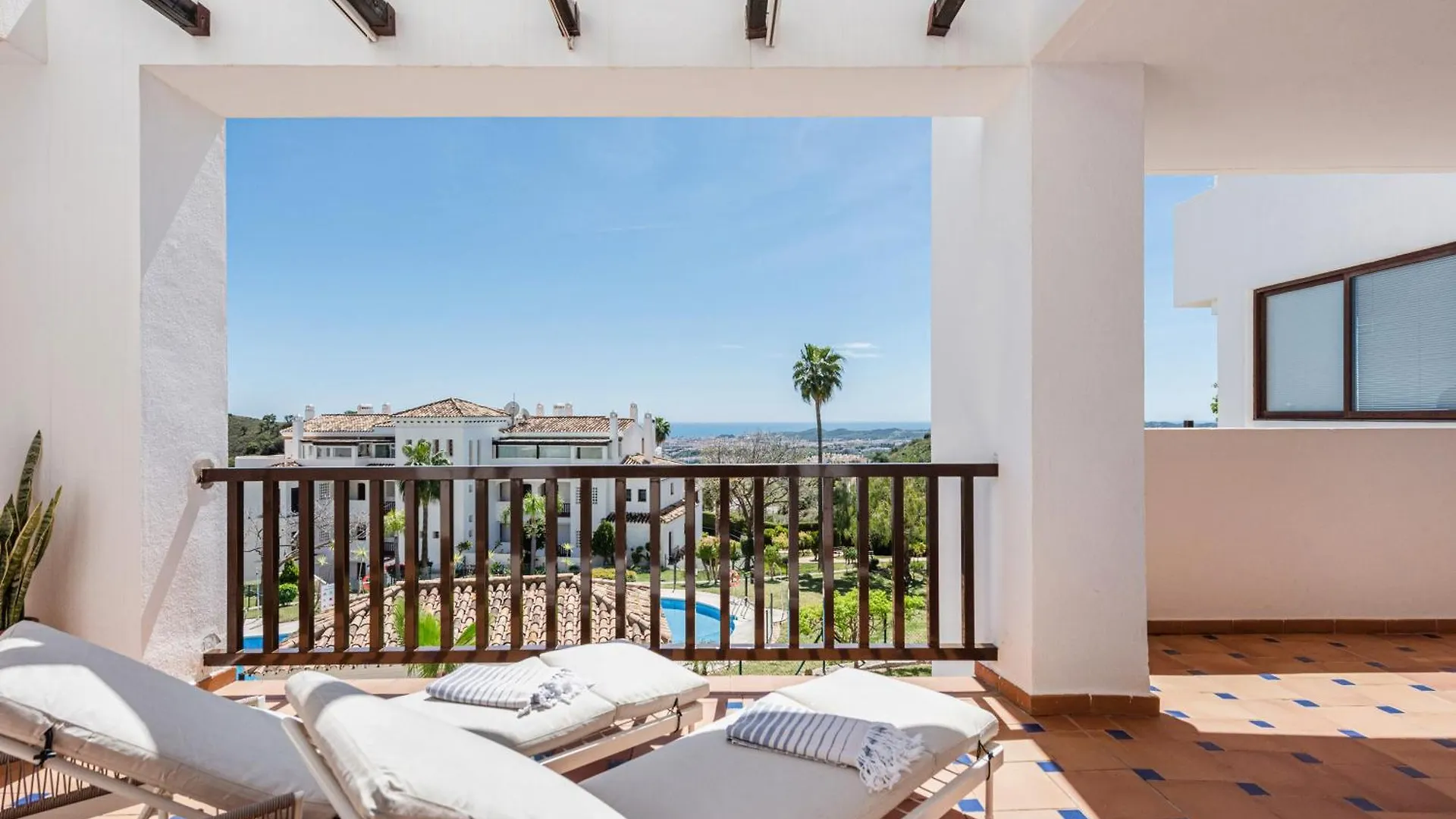 Incredible Apartment With Sea Views And Balcony Mijas